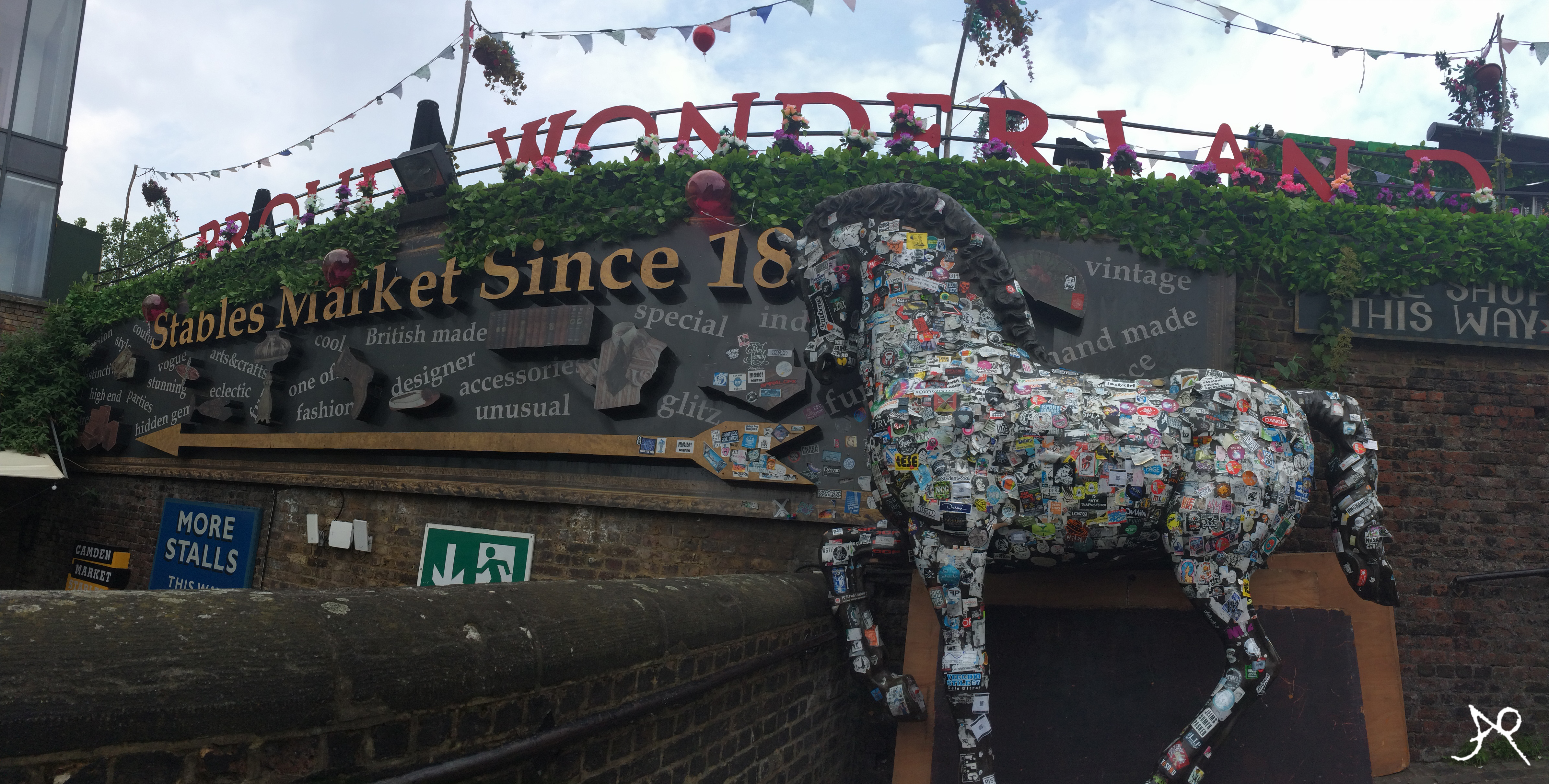 Entrance Stables Market