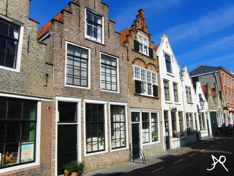 la susi holland 1258x